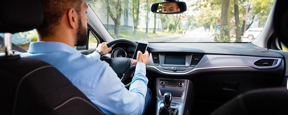 Chicago Distracted Driving Accident Attorney